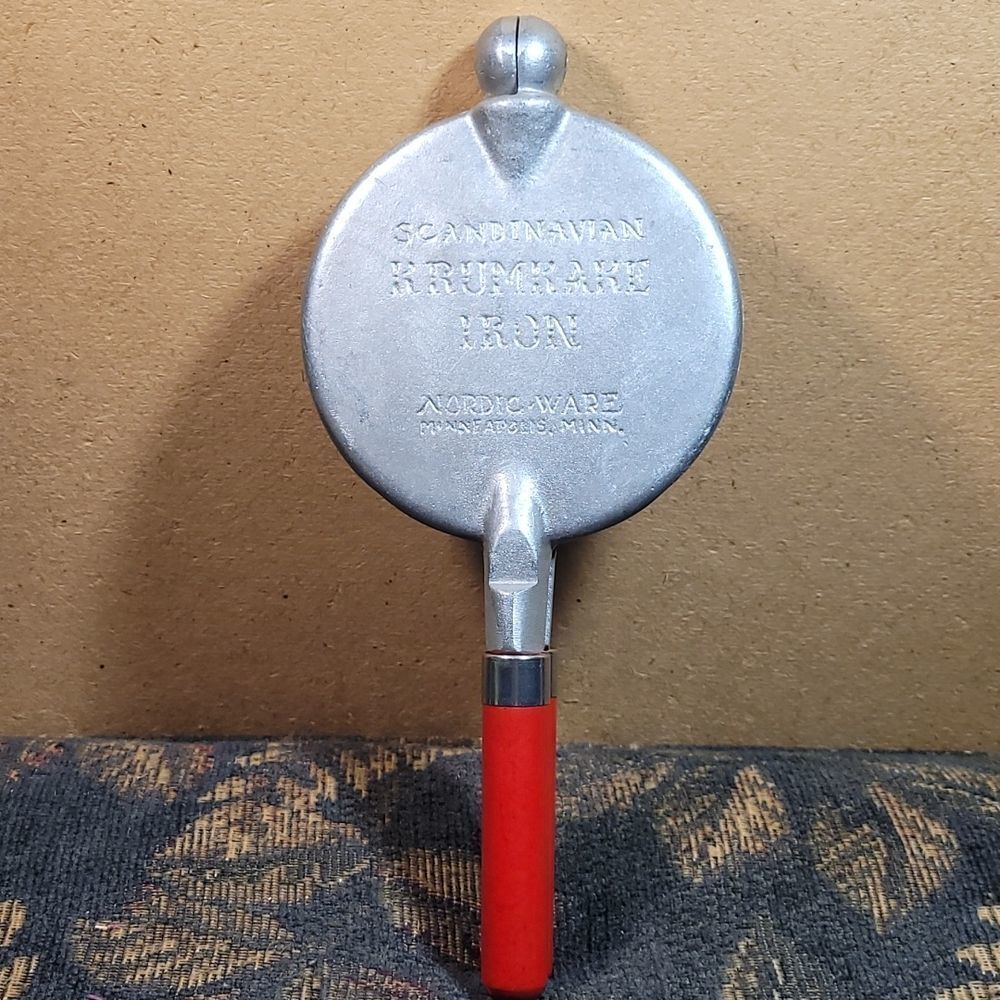 Vintage Nordicware Scandanavian Krumkake Iron